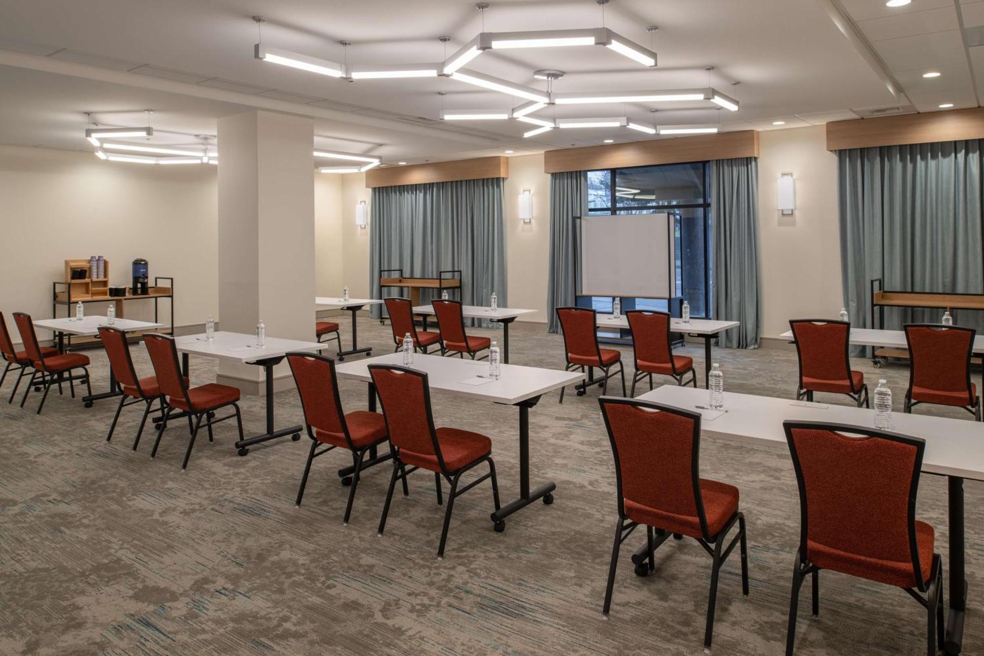 Hilton Garden Inn Tacoma Downtown Esterno foto